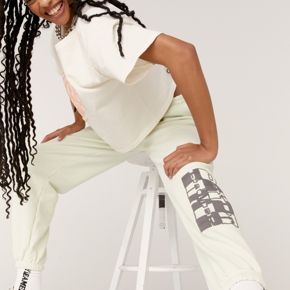 DAYDREAMER CHECKER LOGO BF SWEATPANT - Picture 2 of 5